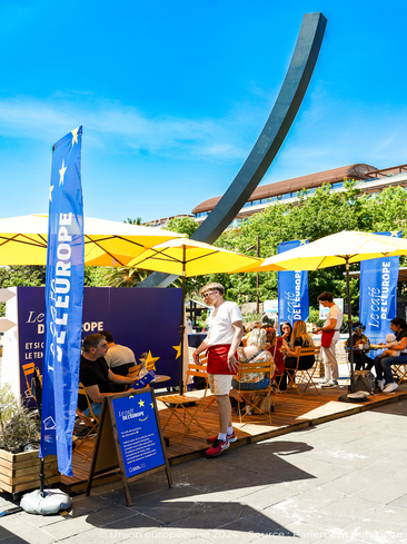 Café de l'Europe à Nice à l'occasion de la Journée de l'Europe 2024.