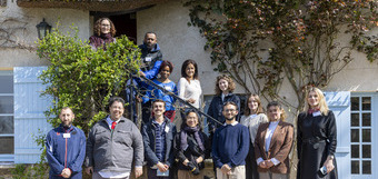 Photo des membres actifs de la plateforme ensemble.eu lors de leur séjour à la maison Jean Monnet à Bazoche.